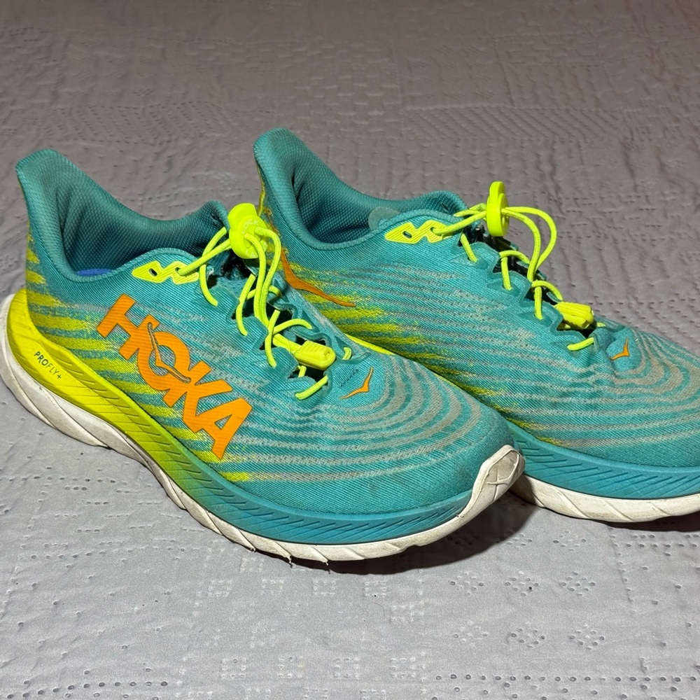 Hoka Profly+ men's 11 shoes
